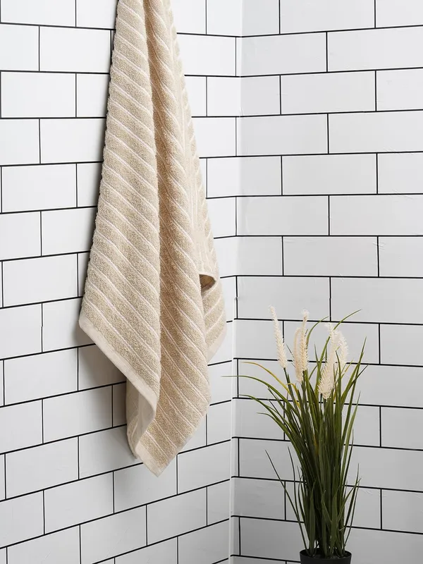 Roluxoria®_-_Welspun_100%_Cotton_Terry_Ultrasoft_And_Durable_Solid_Bath_Towel_(Beige)