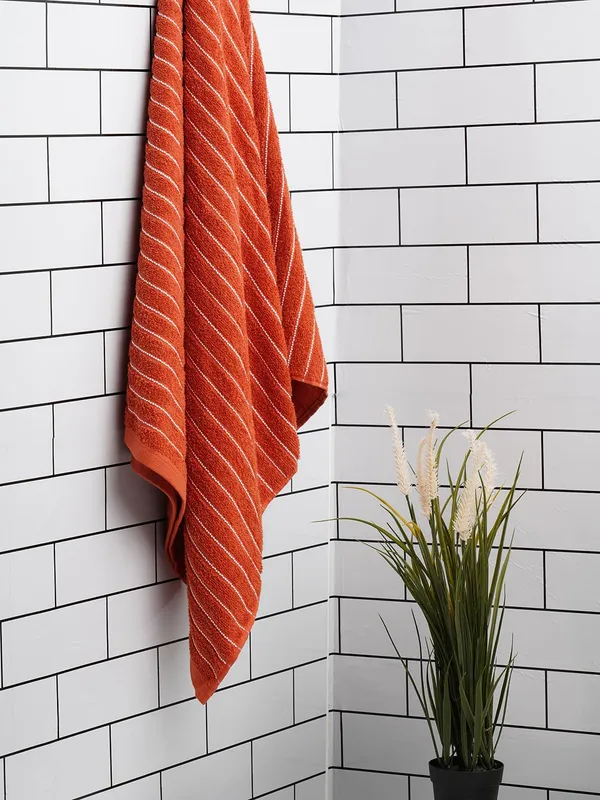 Roluxoria®_-_Welspun_100%_Cotton_Terry_Ultrasoft_And_Durable_Solid_Bath_Towel_(Rust)