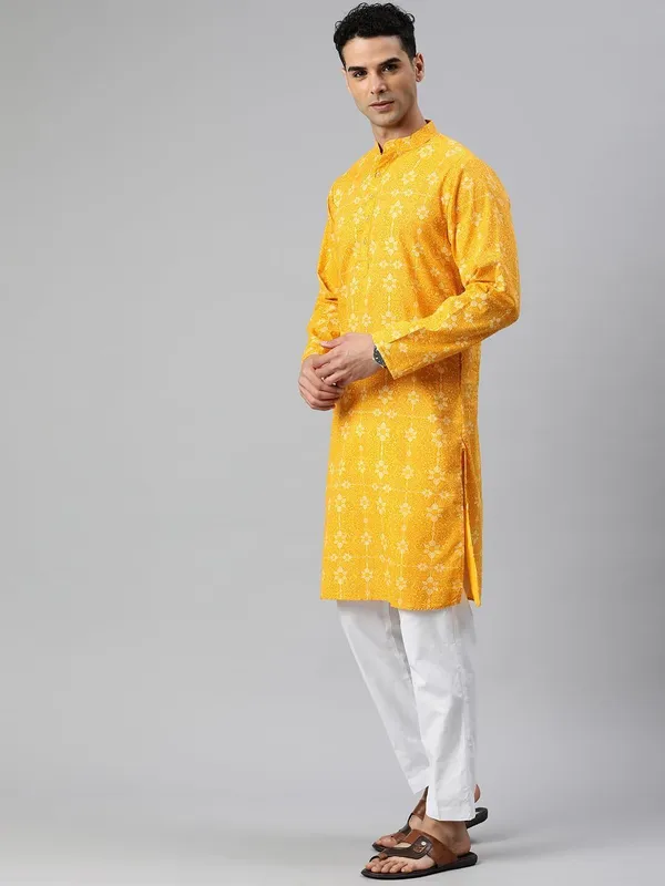 Yellow_Slub_Cotton_Kurta_Pajama_Set_For_Men