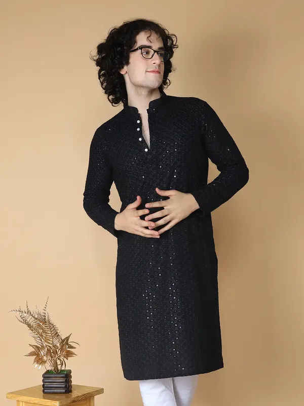Traditional_Black_Cotton_Blend_Kurta,_Elegant_Style,_Mandarin_Collar,_Long_Sleeve,_Ethnic_Wear