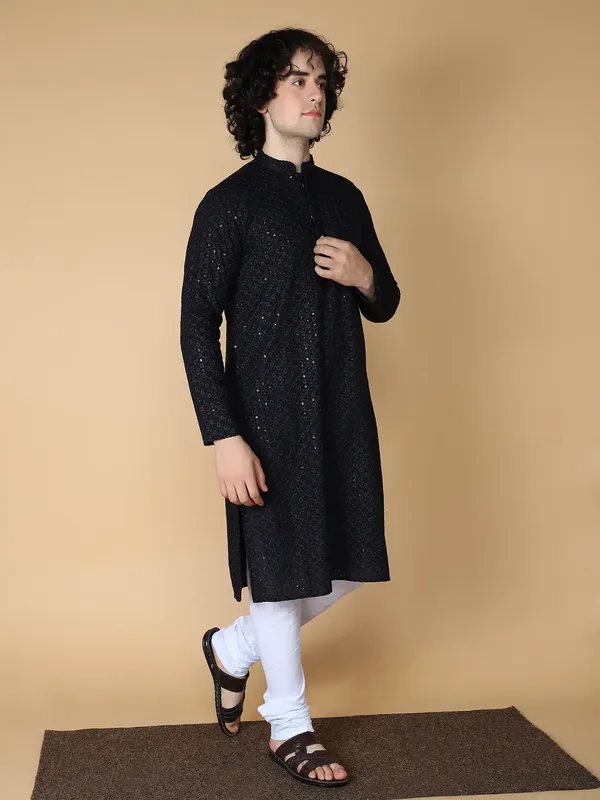 Traditional_Black_Cotton_Blend_Kurta,_Elegant_Style,_Mandarin_Collar,_Long_Sleeve,_Ethnic_Wear