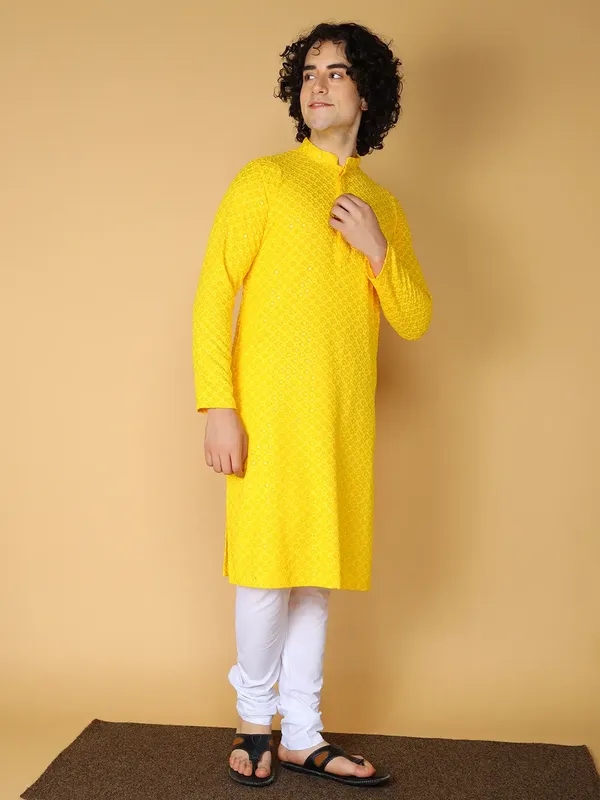 Traditional_Yellow_Cotton_Blend_Kurta,_Elegant_Style,_Mandarin_Collar,_Long_Sleeve,_Ethnic_Wear_Kurta_For_Man