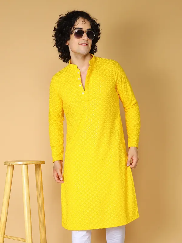 Traditional_Yellow_Cotton_Blend_Kurta,_Elegant_Style,_Mandarin_Collar,_Long_Sleeve,_Ethnic_Wear_Kurta_For_Man