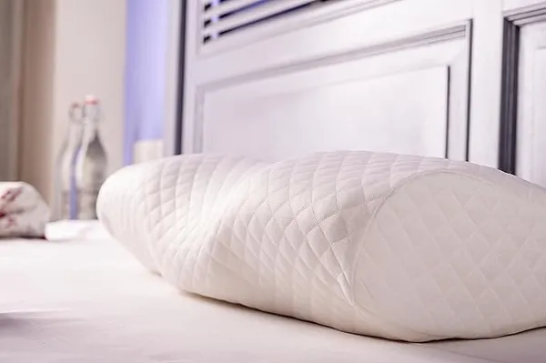 Zudo_Homes_Memory-Foam-Pillow-Orthopedic-Pillow-for-Neck-Pain-Cervical-Contour-Memory-Foam-for-Neck-Pain-Orthopedic-Contour-Ergonomic_Cervical_Pillow_(Pack_of_1)