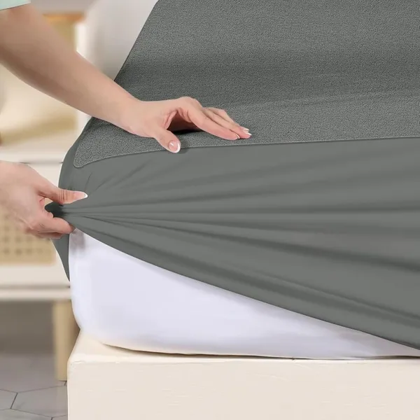 Zudo_Homes_Waterproof_Ultra_Soft_Terry_Mattress_Protector_Queen_Size_Breathable_Hypoallergenic_Noiseless_Ultra_Soft_Fitted_Bed_Protector_60x72_inch_Mattress/Bed_Cover_(Super_Queen_(60*72”),_Grey