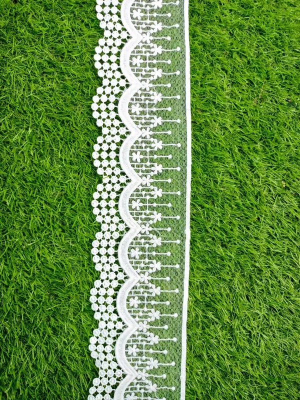 White_Lace_Trim_for_Clothing_and_Crafts