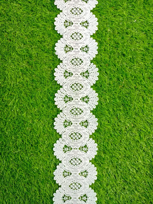 White_Lace_Trim_Ribbon_-_Floral_Crochet_Design