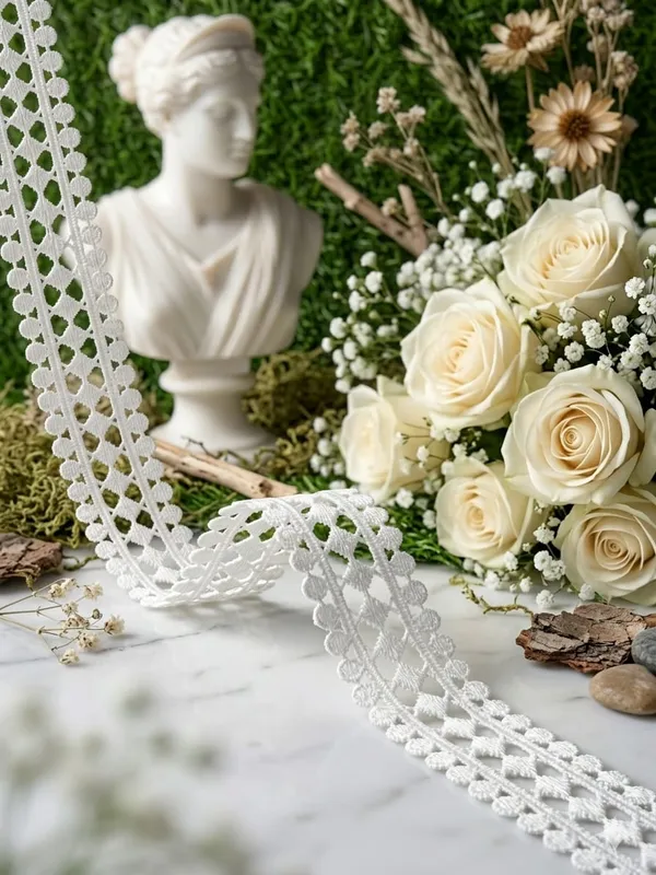 White_Floral_Lace_Trim_Embroidered_Decorative_Border