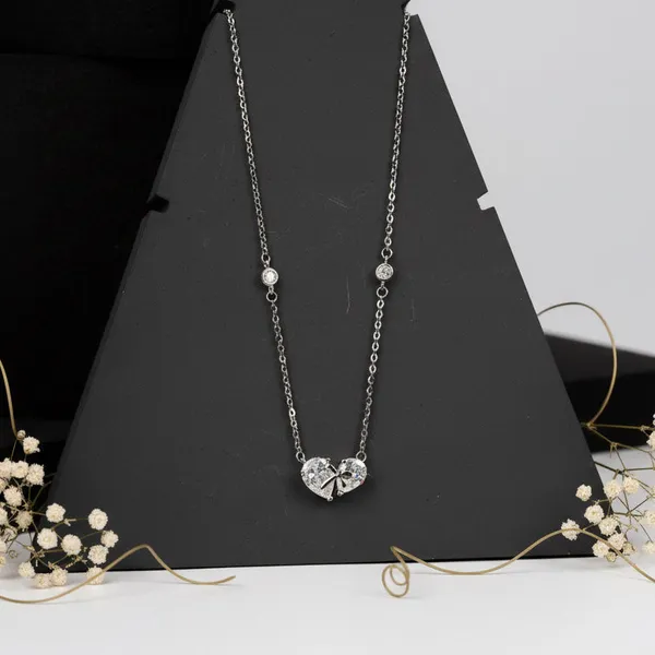 Ribboned_Heart_Neck_Chain_|_Sterling_Silver