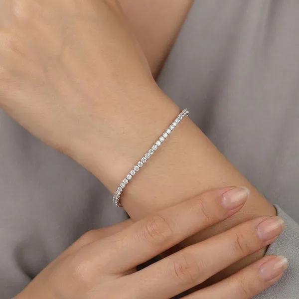 Crystal_Line_Classic_Tennis_Bracelet_|_Sterling_Silver