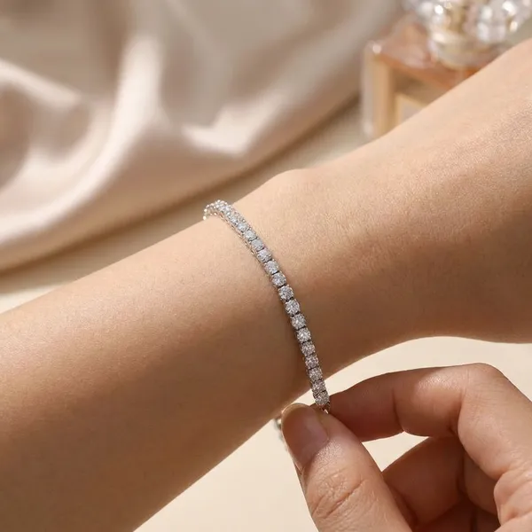 Crystal_Line_Classic_Tennis_Bracelet_|_Sterling_Silver