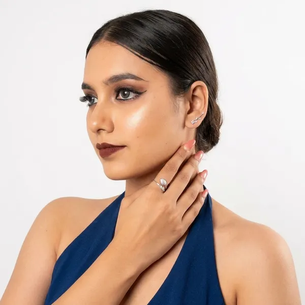 Bloom_Line_Earcuff_|_Sterling_Silver