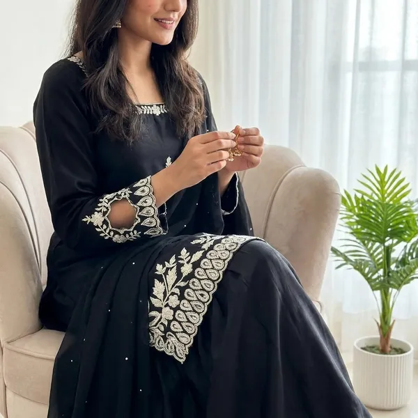 Black_Luxury_Heavy_Crepe_Embroidered_Kurti_Palazzo_Set_With_Tibby_Silk_Dupatta