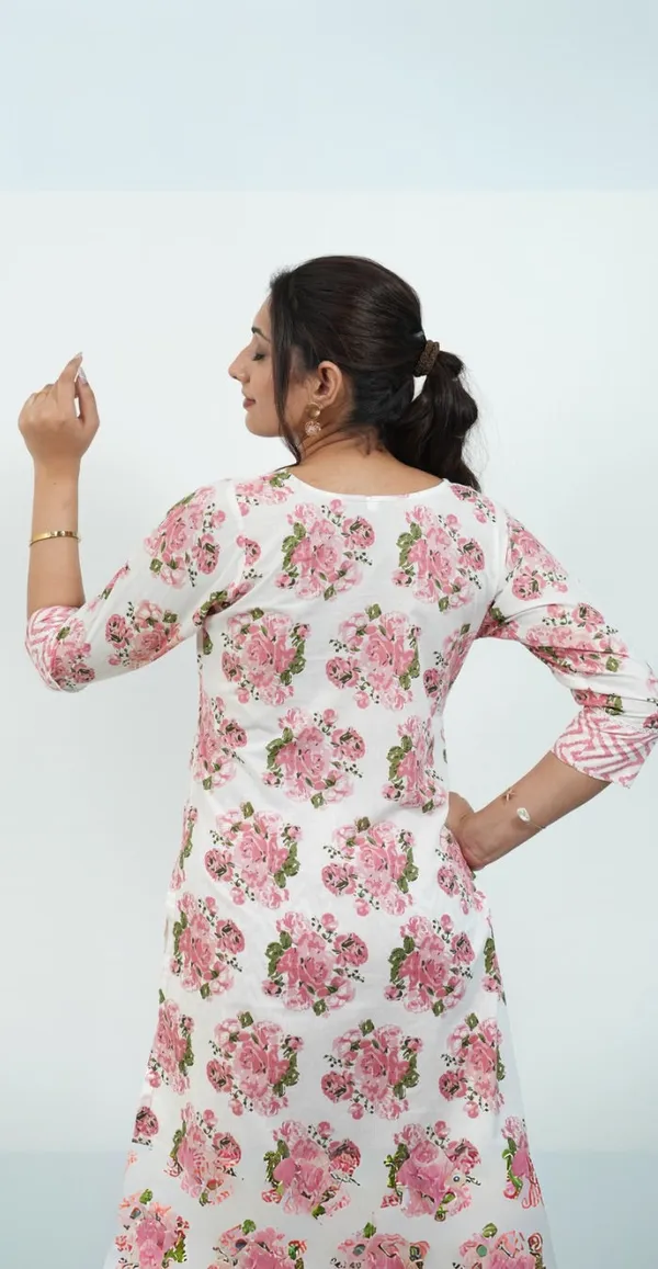 Floral_Print_Co-Ord_Set_In_Pink_And_White_Comfortable_Casual_Outfit