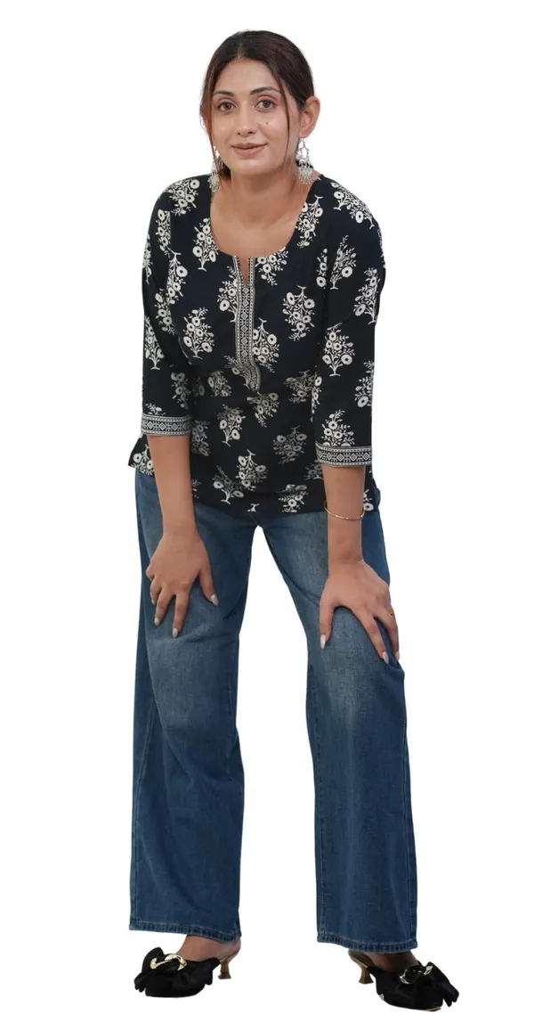 Black_And_White_Printed_Kurti_Chic_Everyday_Style