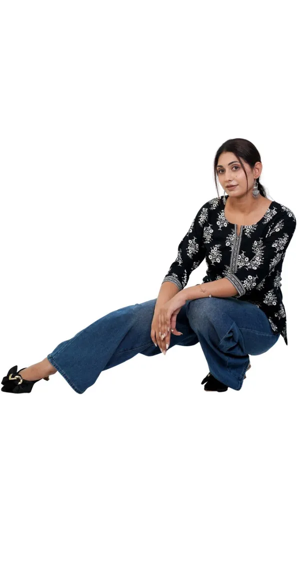 Black_And_White_Printed_Kurti_Chic_Everyday_Style