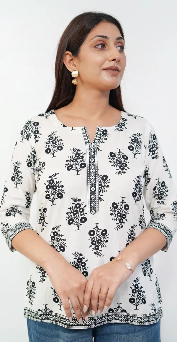 White_Kurti_With_Black_Print_Stylish_Casual_Office_Wear
