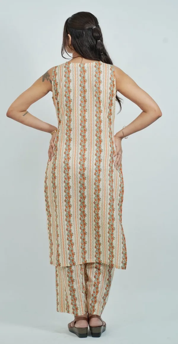 Beige_Colour_Trendy_Sleeveless_Kurti_Set_Top_Bottom