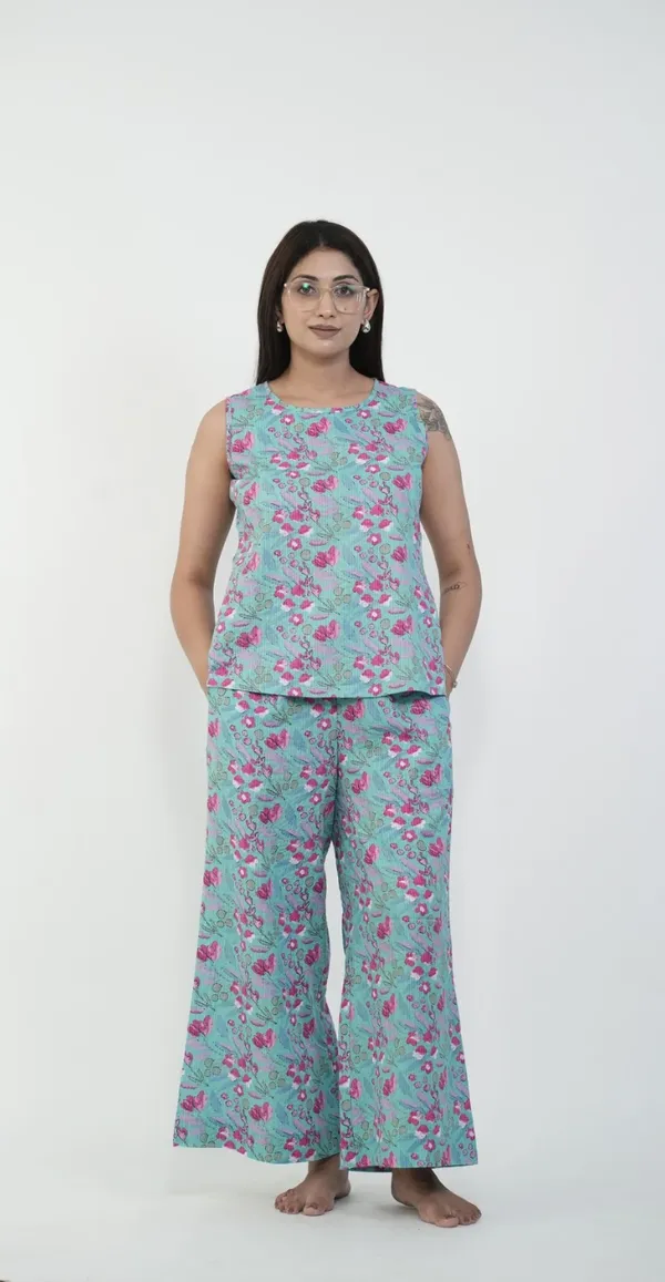 Green_With_Magenta_Floral_Print_Night_Suit_Top_Bottom
