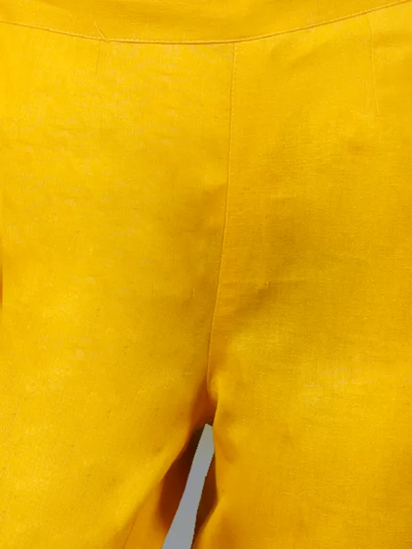 Yellow_Cotton_Slim_Fit_Cigarette_Pants_For_Women