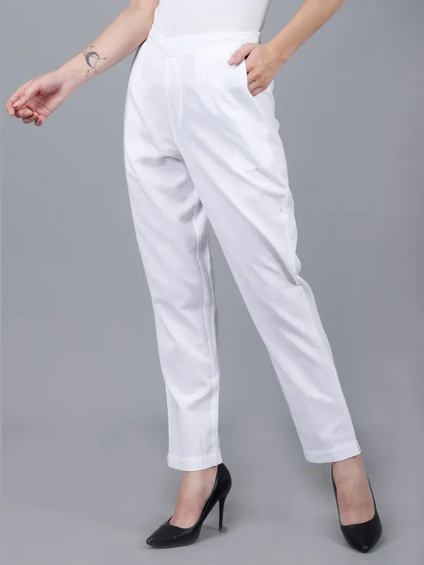 White_Cotton_Relaxed_Fit_Trousers_For_Women