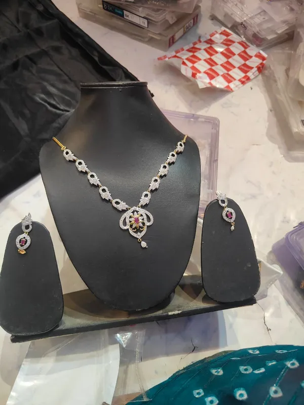 Silver_American_Diamond_Floral_Pendant_Necklace_Set_With_Earrings_For_Women