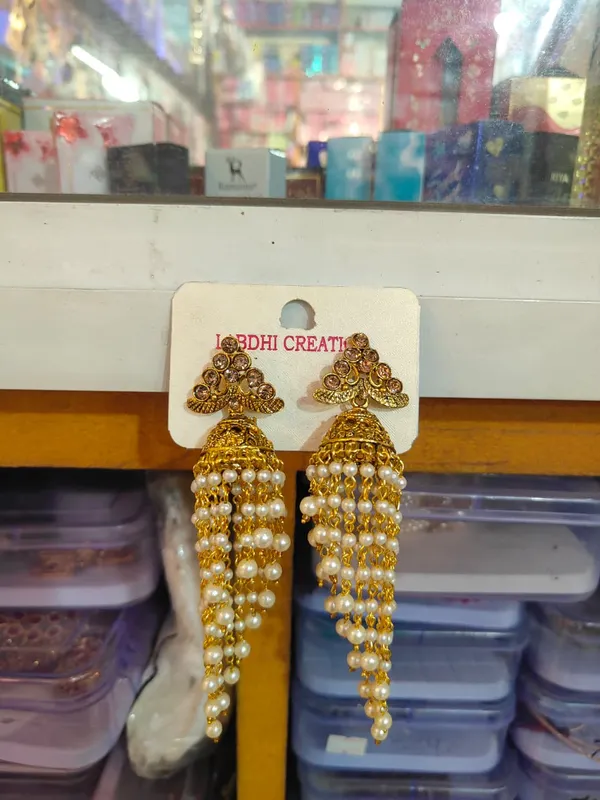 Gold_Pearl_Strand_Jhumka_Earrings_For_Women