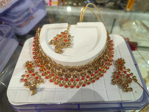 Gold_Red_Stone_Layered_Necklace_Set_With_Earrings_And_Maang_Tikka_For_Women