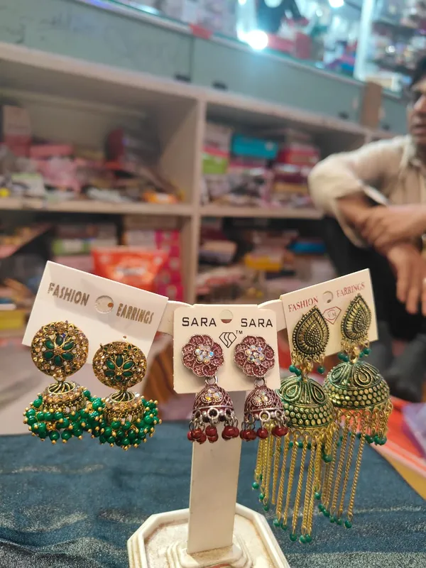 Gold_Alloy_Traditional_Jhumka_Earrings_Set_Green_Maroon_For_Women