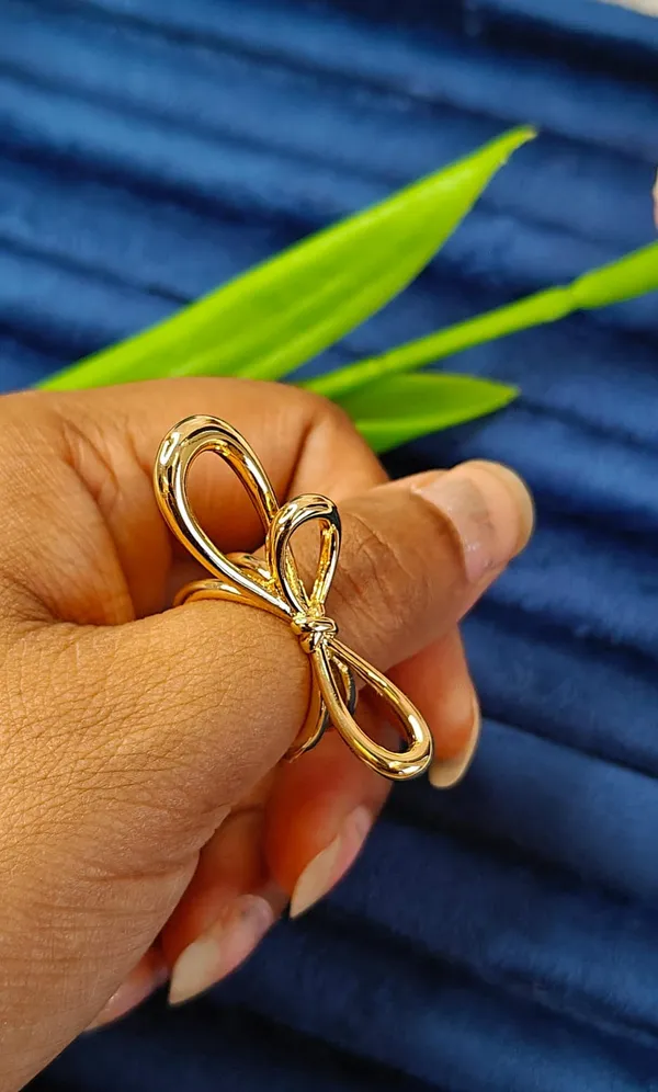 beautiful__anti_tarnish_finger_ring