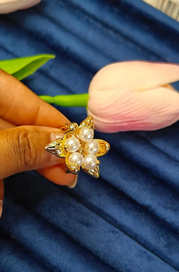 beautiful__anti_tarnish_finger_ring