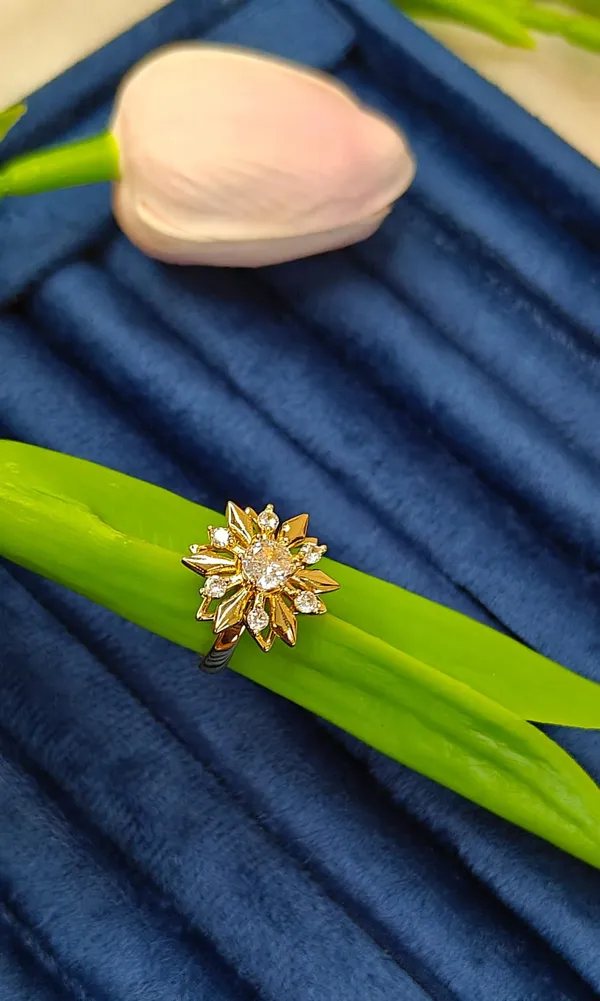 beautiful__anti_tarnish_revolving_finger_ring