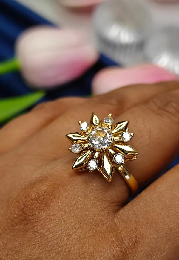 beautiful__anti_tarnish_revolving_finger_ring