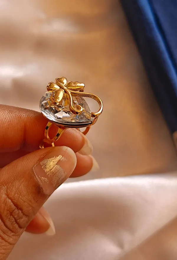 beautiful_anti_tarnish_finger_ring