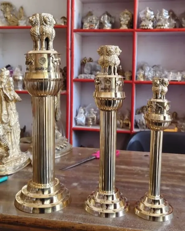 100%_Pure_Brass_Ashoka_Pillar_Statue_–_National_Emblem_of_India