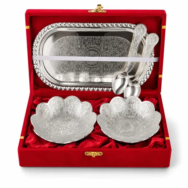 Premium_Silver-Plated_Dry_Fruit_Serving_Set_with_Tray,_Bowls_&_Spoons_in_Velvet_Gift_Box_|_Luxury_Gift_Hamper