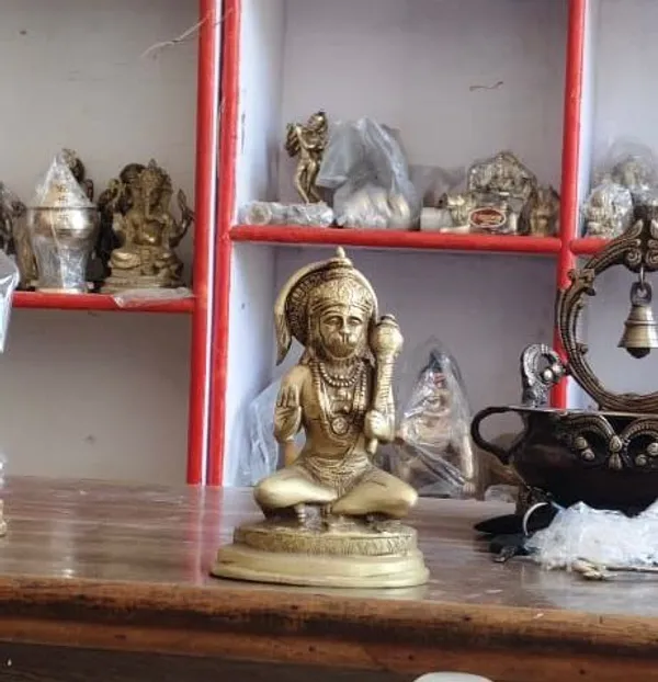 100%_Brass_Golden_Hanuman_Ji_Statue_|_1.5_kg_Heavy_Brass_Hanuman_Idol_|_Handmade_Decorative_Bajrangbali_Murti_for_Home_Temple,_Pooja_Room,_Office,_Living_Room_&_Spiritual_Gift