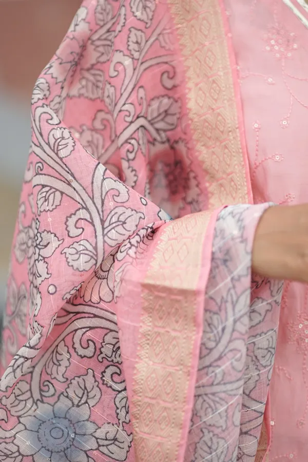 Pink_Chanderi_Premium_And_Fancy_Design_Kurta_Set_For_Women