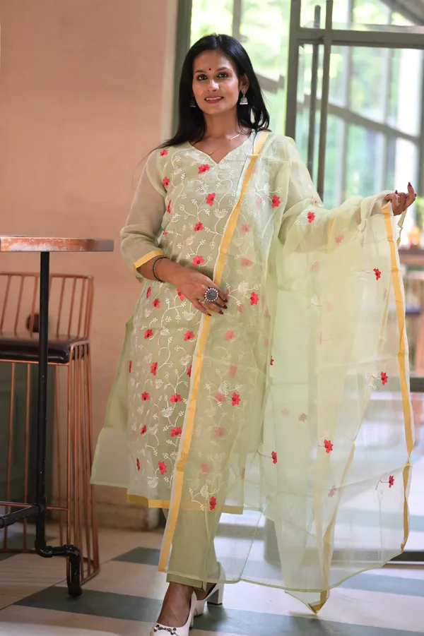 Tea_Green_Doria_Embroidered_Kurta_Set_For_Women