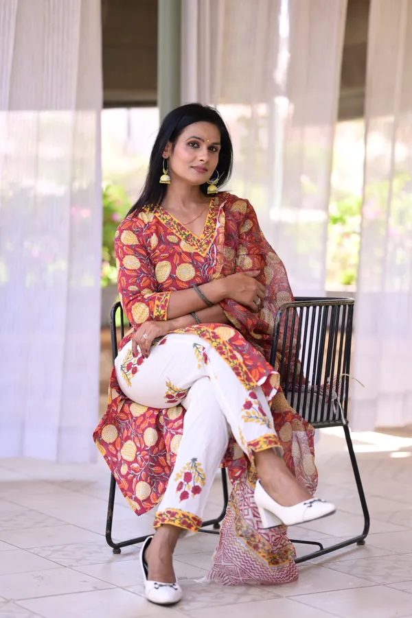 Maroon_Cotton_Handblock_Kurta_Set_For_Women
