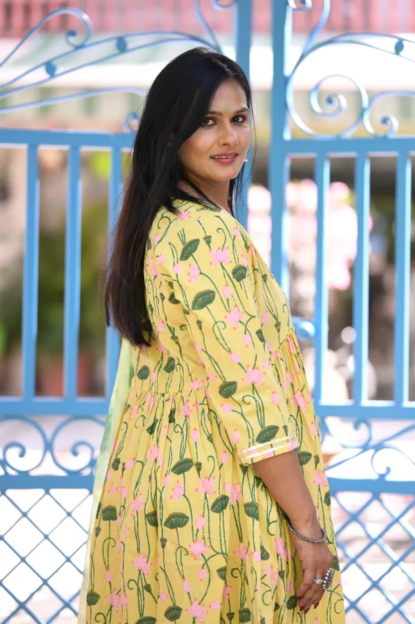 Lemon_Yellow_Cotton_Premium_And_Fancy_Design_Kurta_Set_For_Women