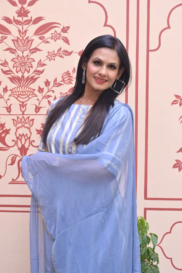 Blue_Cotton_Premium_And_Fancy_Design_Kurta_Set_For_Women
