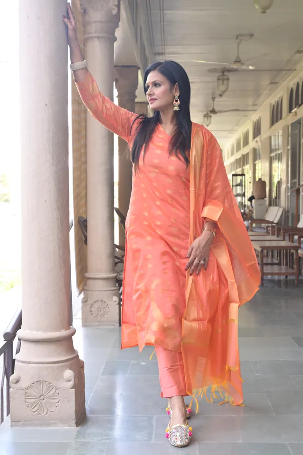 Peach_Banarasi_Kurta_Set_For_Women