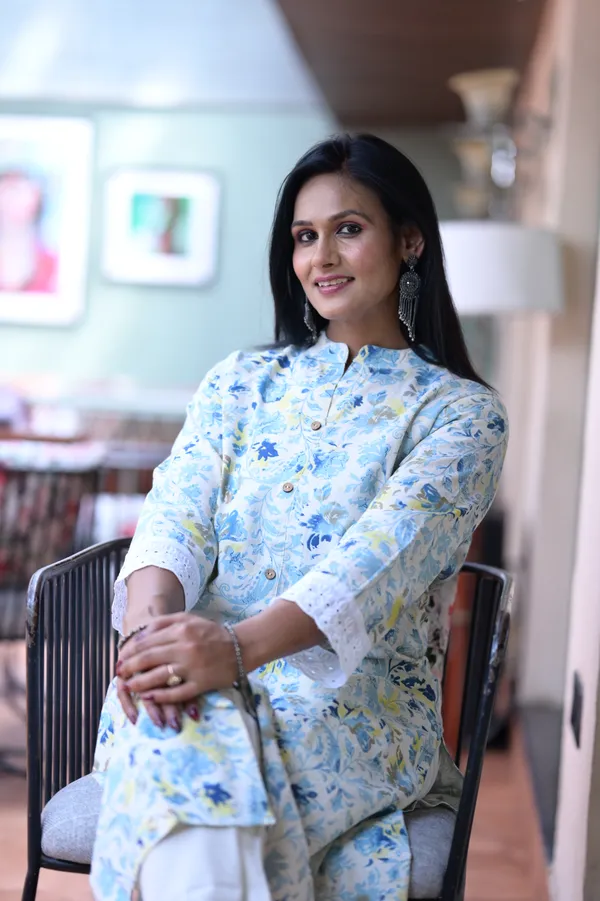 Blue_And_White_Cotton_Premium_And_Fancy_Design_Kurta_Set_For_Women