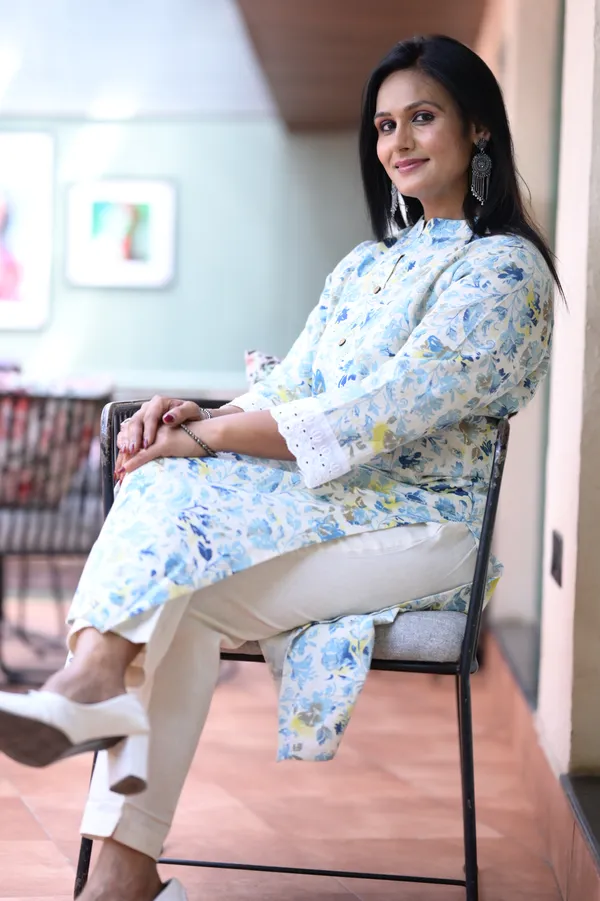 Blue_And_White_Cotton_Premium_And_Fancy_Design_Kurta_Set_For_Women