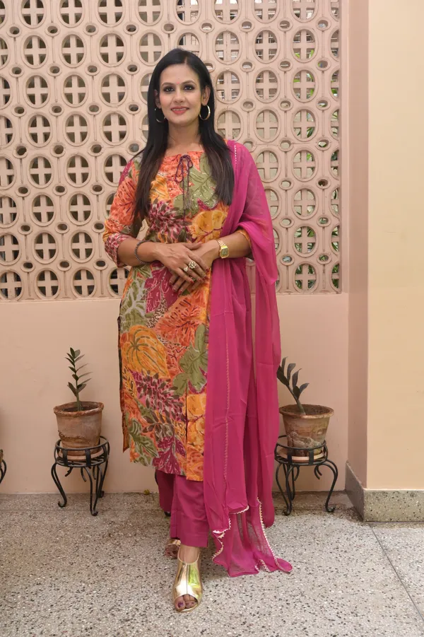 Multicolor_Cotton_Premium_And_Fancy_Design_Kurta_Set_For_Women
