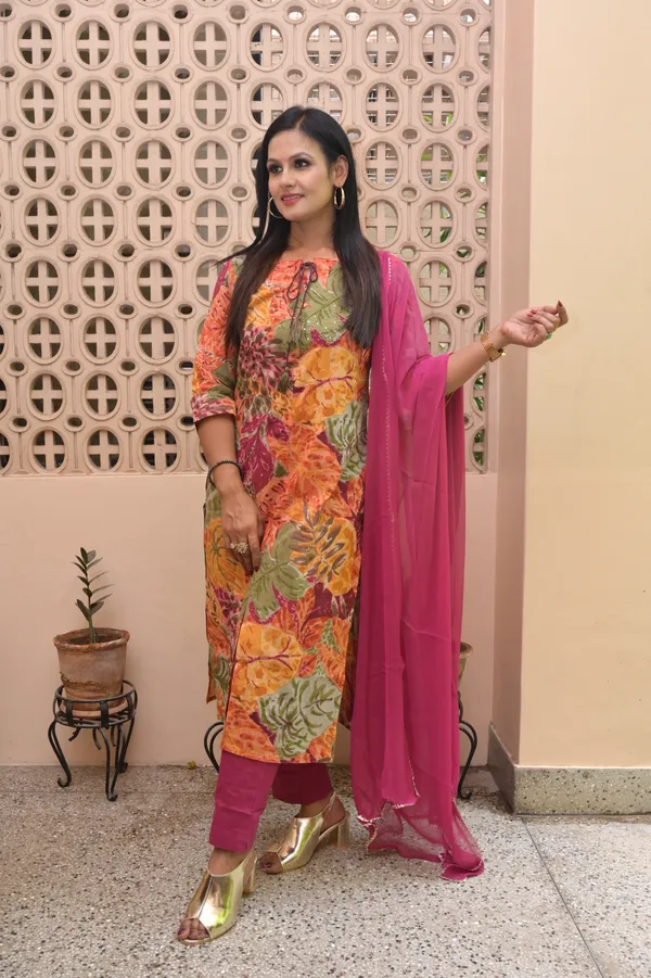 Multicolor_Cotton_Premium_And_Fancy_Design_Kurta_Set_For_Women