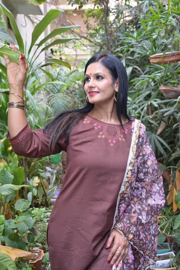 Dark_Brown_Cotton_Premium_And_Fancy_Design_Kurta_Set_For_Women