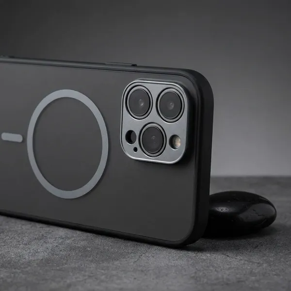 Minimalist_Circle_Design_Phone_Case_with_MagSafe_Compatibility_Pack_Of_3