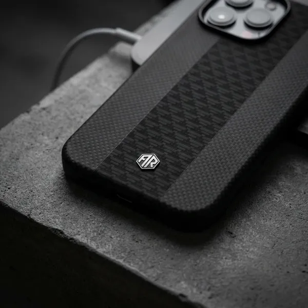 Premium_Textured_Black_Phone_Case_with_Camera_Protection_for_iPhone